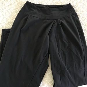 Cute athletic pants by Lucy